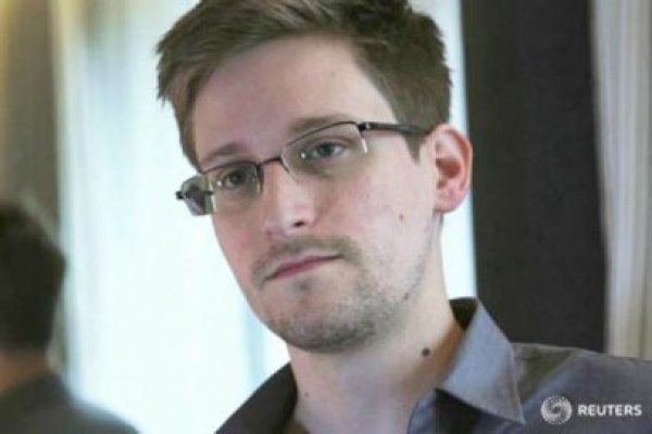 Snowden cere Rusiei prelungirea azilului temporar